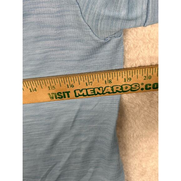 Young LA Shirt Mens Large Light Blue Short Sleeve Performance Stretch Training - Picture 4 of 7